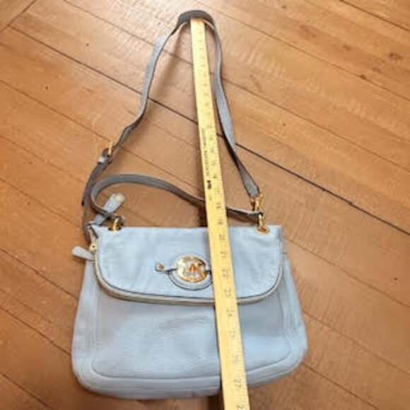 Michael Kors Light Blue Pebbled Leather Crossbody Bag Gold Hardware - Picture 5 of 14